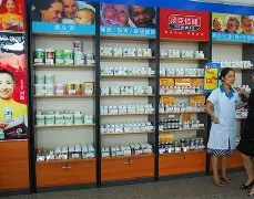 山南最新小药店愿意套现的原因方法分析(最方便真实的山南急用钱24小时套医保卡方法)